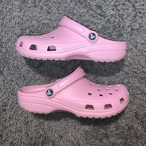 Pink Crocs very clean size men 8 women 10